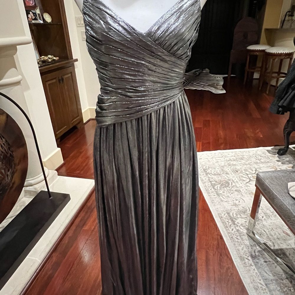 Retrofete gown
